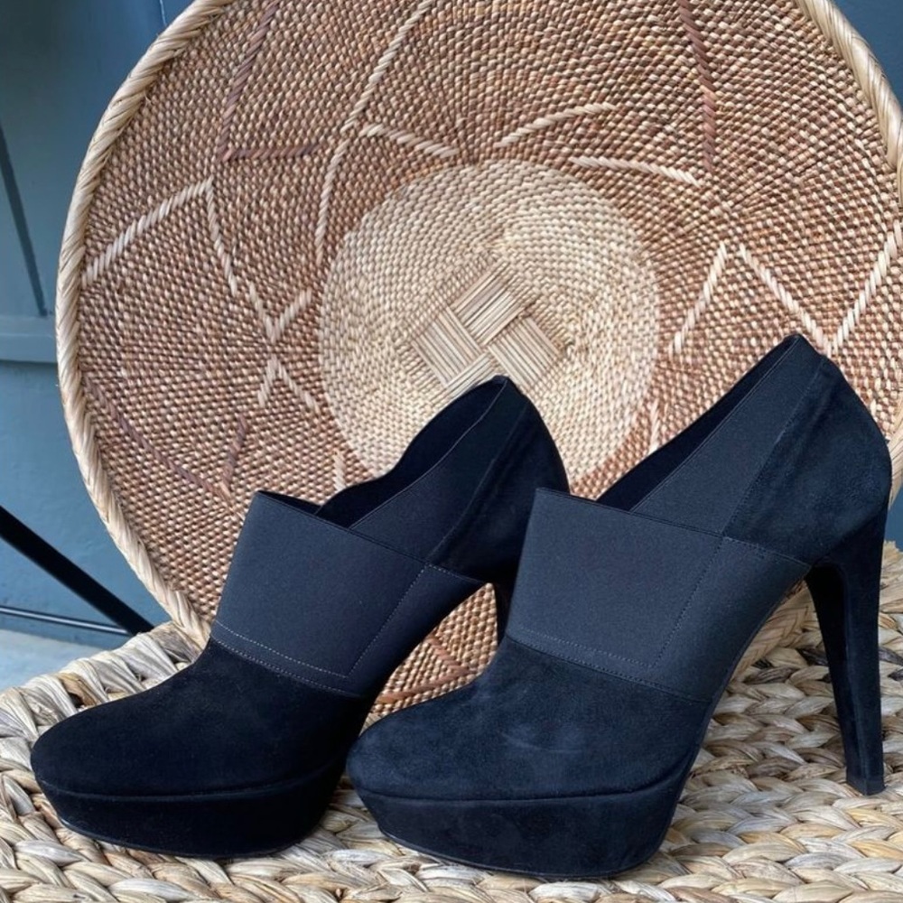 Stuart Weitzman Booties